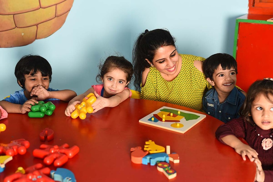 Teacher interaction with children at the best preschool in Paschim Vihar